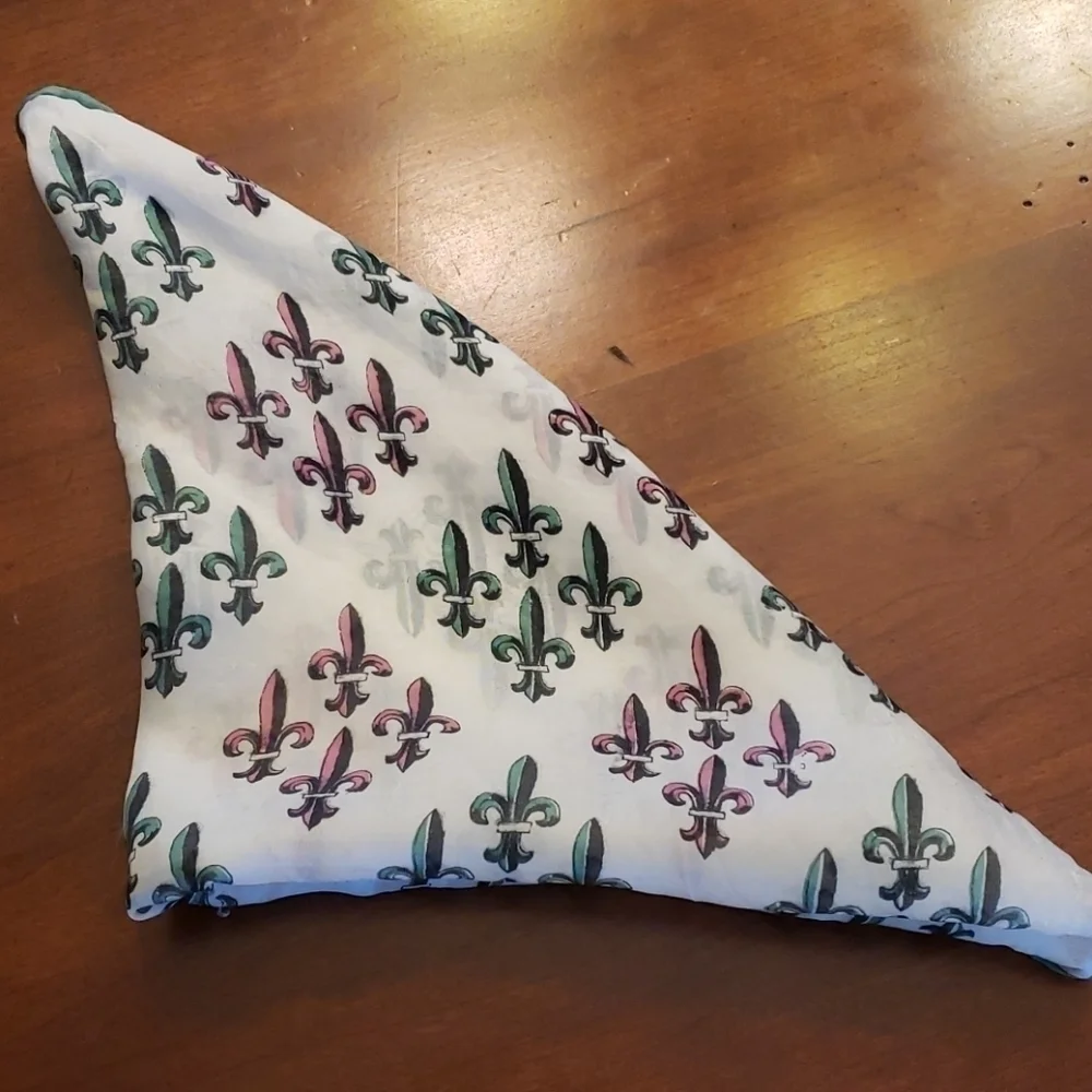 VTG Hand Rolled Silk & Rayon Scarf Fluer-de-lis